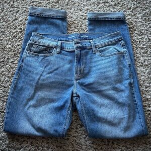 Mid Rise Wow Boyfriend Straight Jeans